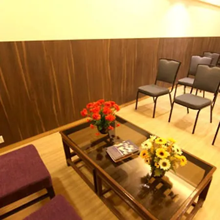 Hotel Executive Inn
